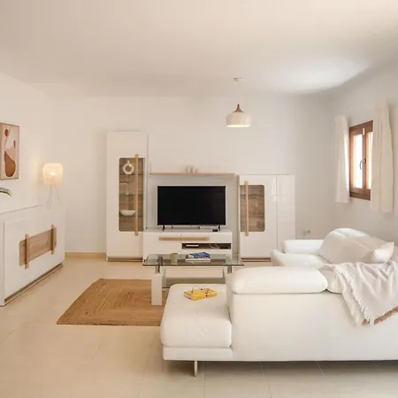 61 Playablanca Lanzarote Pool Villa *