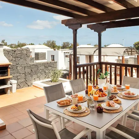 ヴィラ 61 Playablanca Lanzarote Pool プラヤ・ブランカ